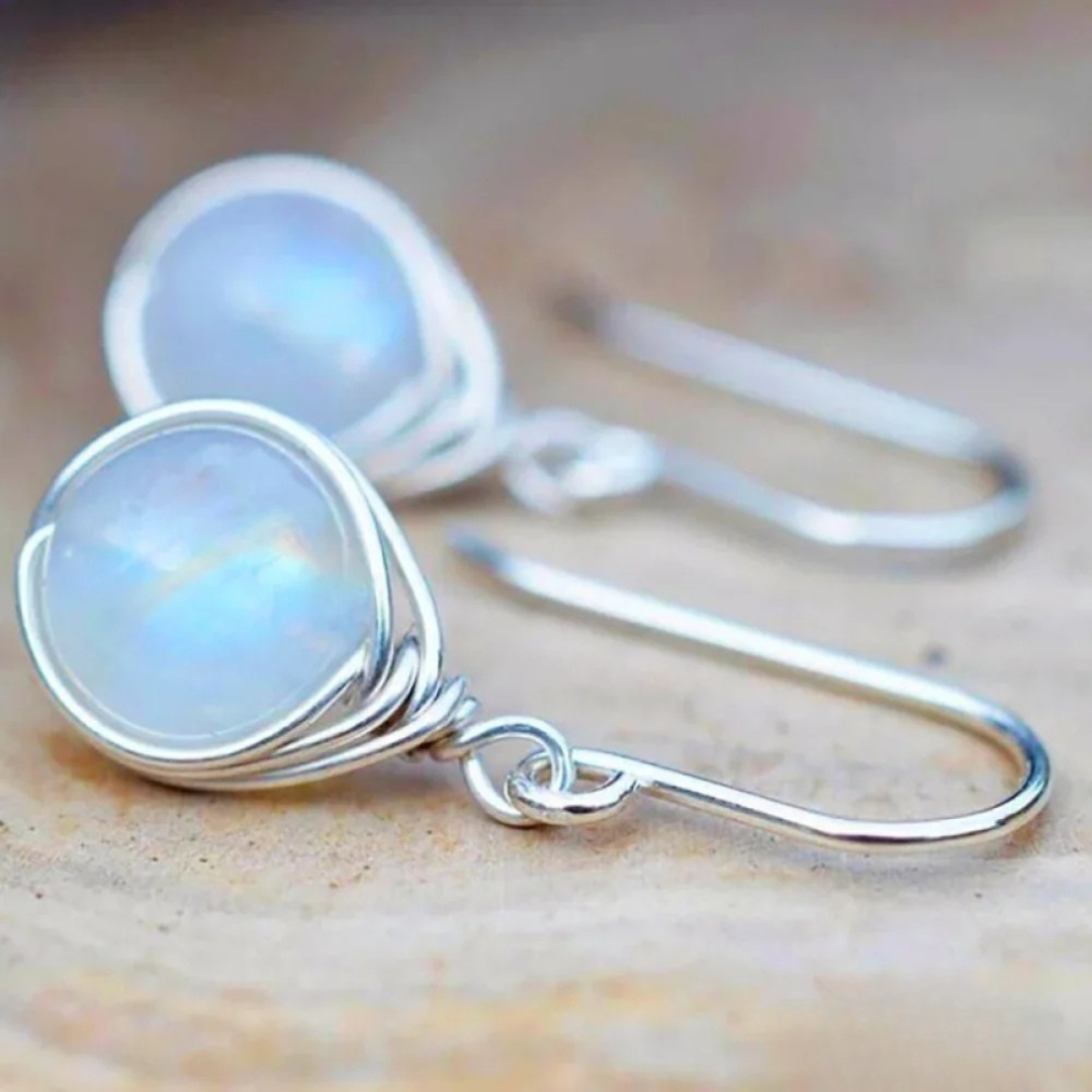 Pendientes de Piedra Luna Atemporal