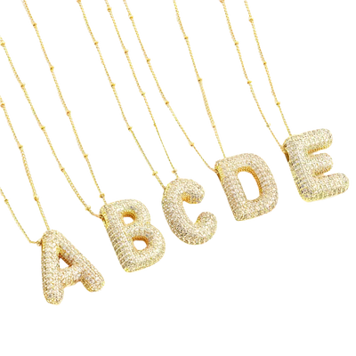Collar con letra burbuja inicial | Oro