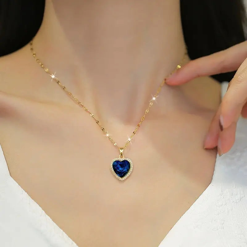 Collar de Zafiro Dorado