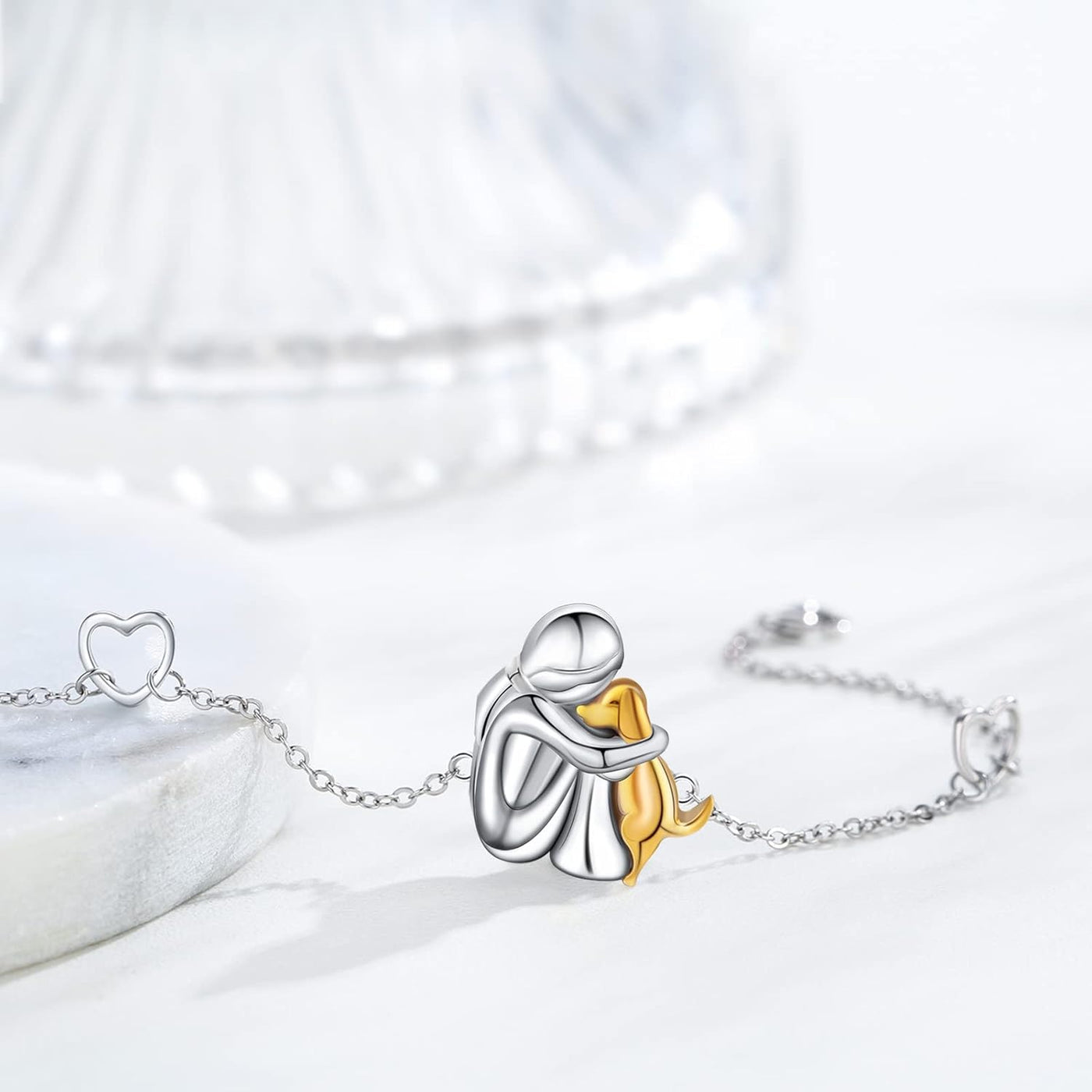 Pulsera Ajustable de Suerte – Simple y Encantadora