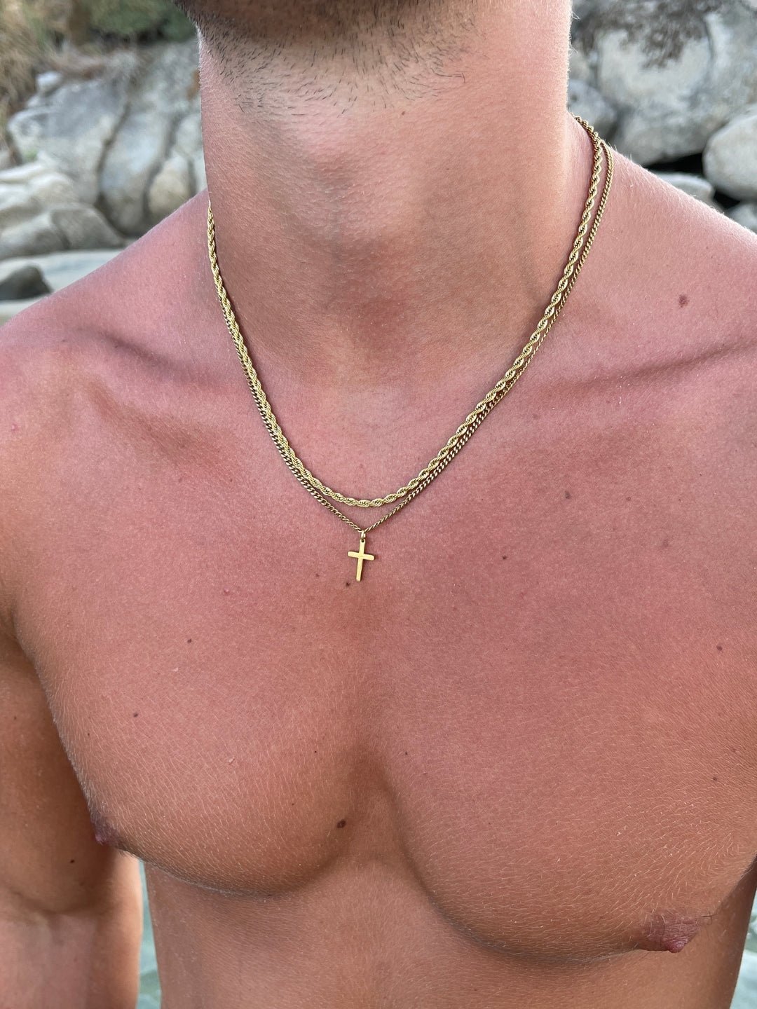 CADENA CRUZADA | Oro de 18K