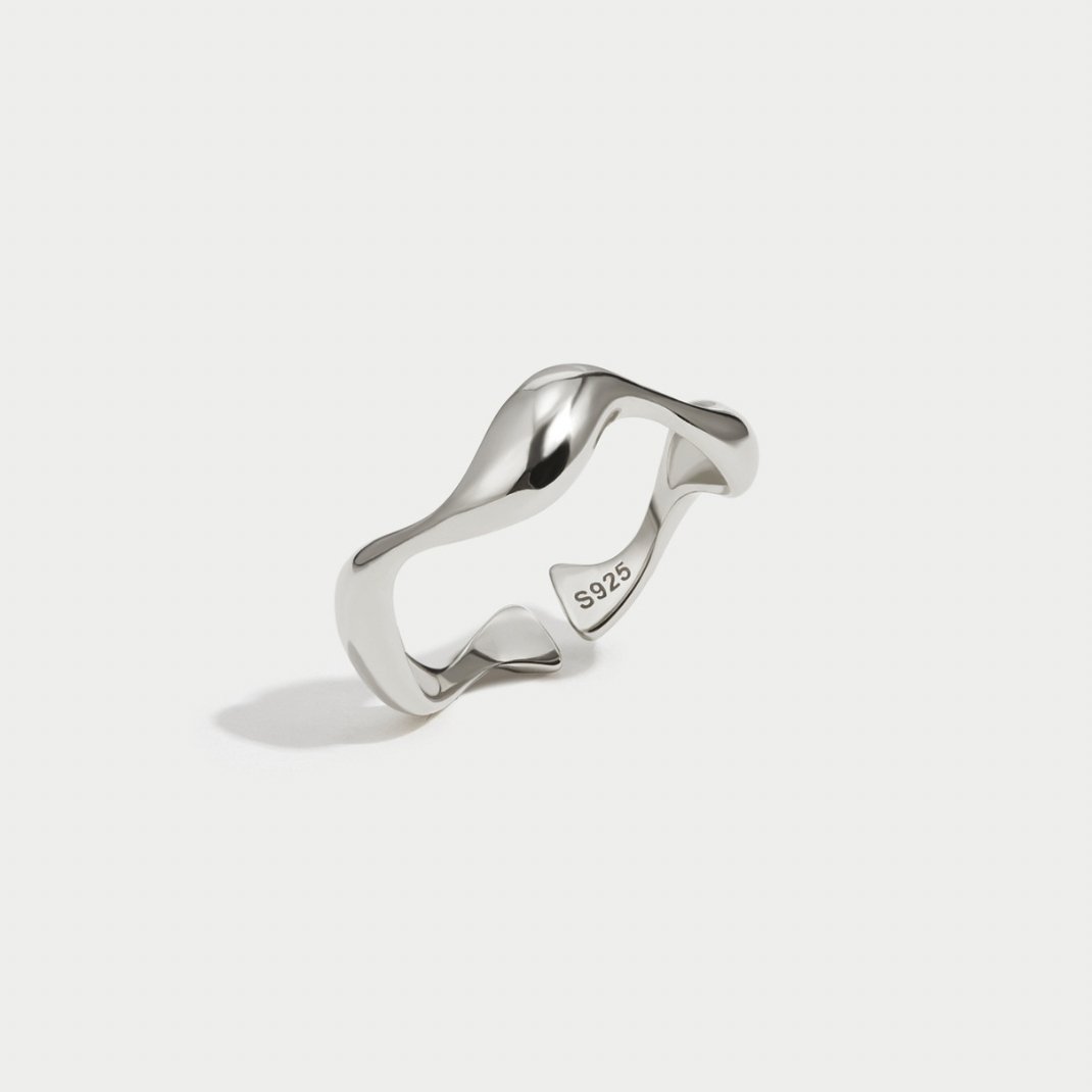 Anillo Ajustable Onda Plateada