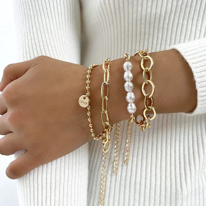 Conjunto de Pulseras de Perlas Doradas Encantadoras