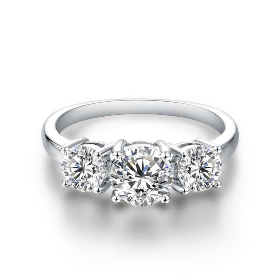Anillo Clare Triple de Piedra | Oro blanco