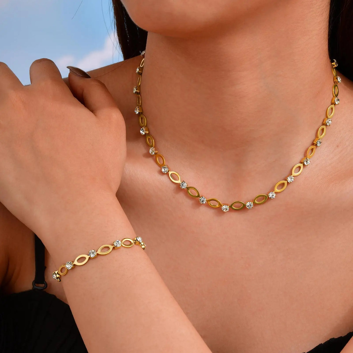 Conjunto Exclusivo de Zirconia con Enlace Ovalado
