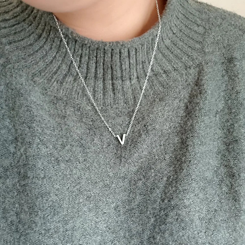 Collar con Colgante de Alfabeto Brillante