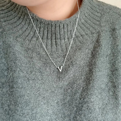 Collar con Colgante de Alfabeto Brillante