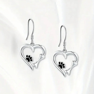 Pendientes Colgantes de Plata con Diseño de Corazón y Huella
