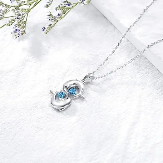 Collar Colgante de Delfín Azul Ópalo