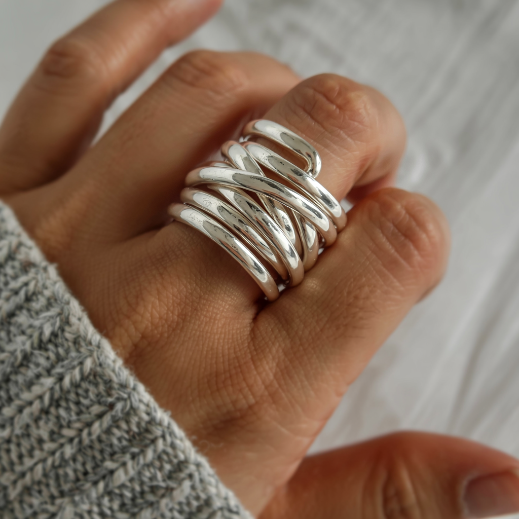 Bliss - Anillo de Plata Vintage de Capa Gruesa