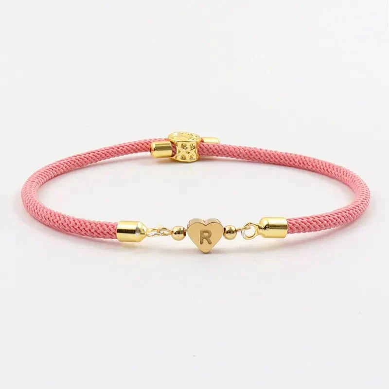 Pulseras Ajustables con Inicial de Corazón