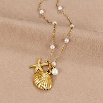 Collar con encanto de concha Aria