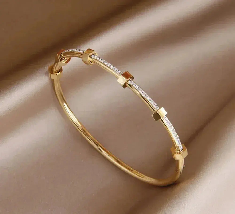 Pulsera Chic Elegante en Oro Brillante
