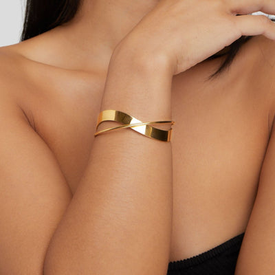 Eve Pulsera de Oro Única