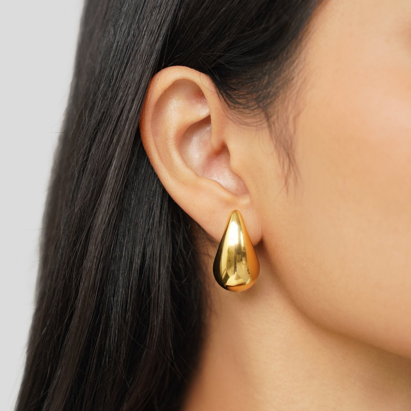 Pendientes de gota de oro Ame