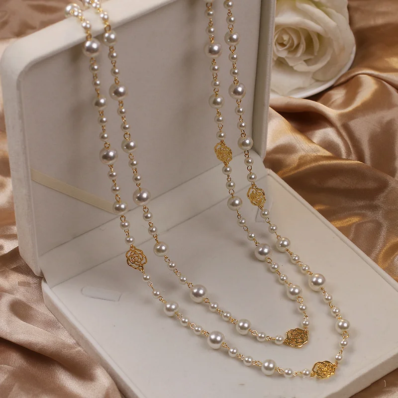 Collar de Colgante de Perla Dorada Atemporal