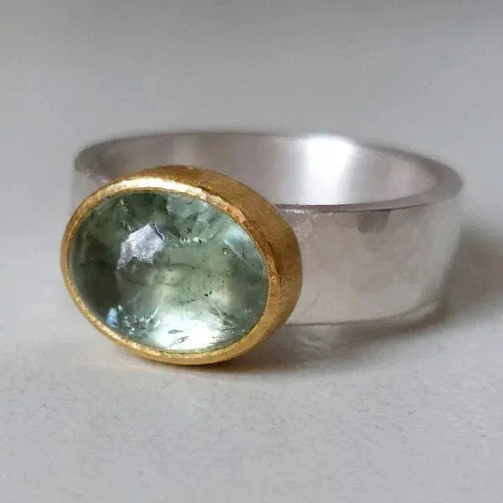 Anillo Verde Vintage Hecho a Mano