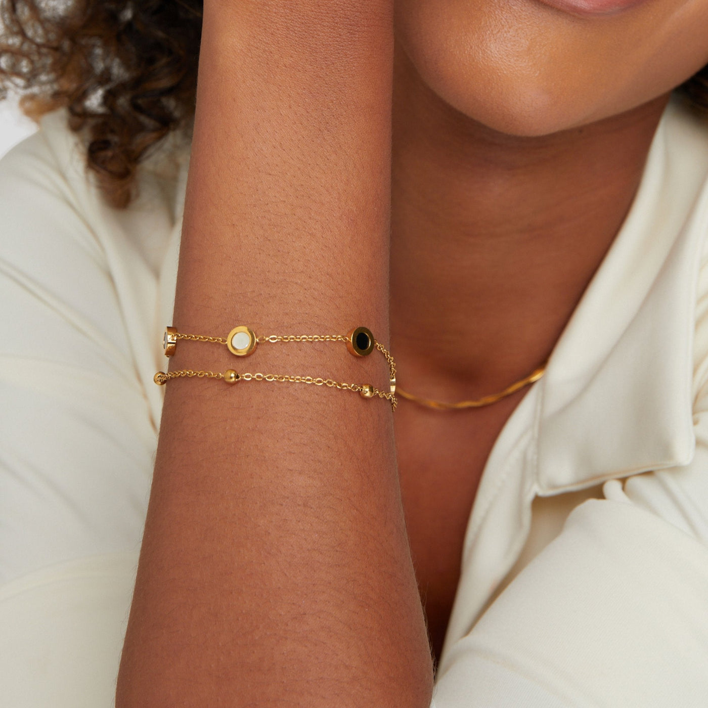Pulsera de Piedra Ónice y Blanca