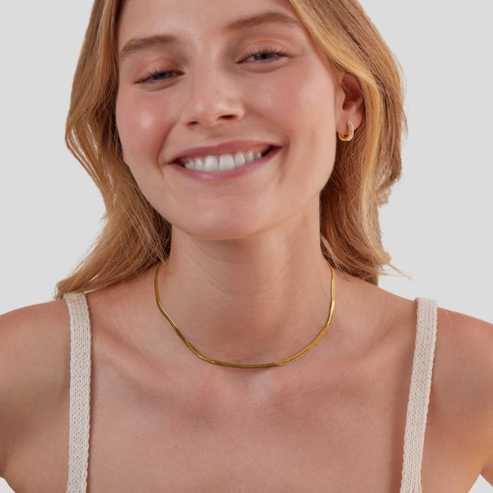 Collar de Cadena de Serpiente en Oro