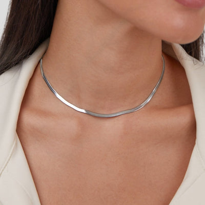 Collar de Cadena de Serpiente de Plata Sarya