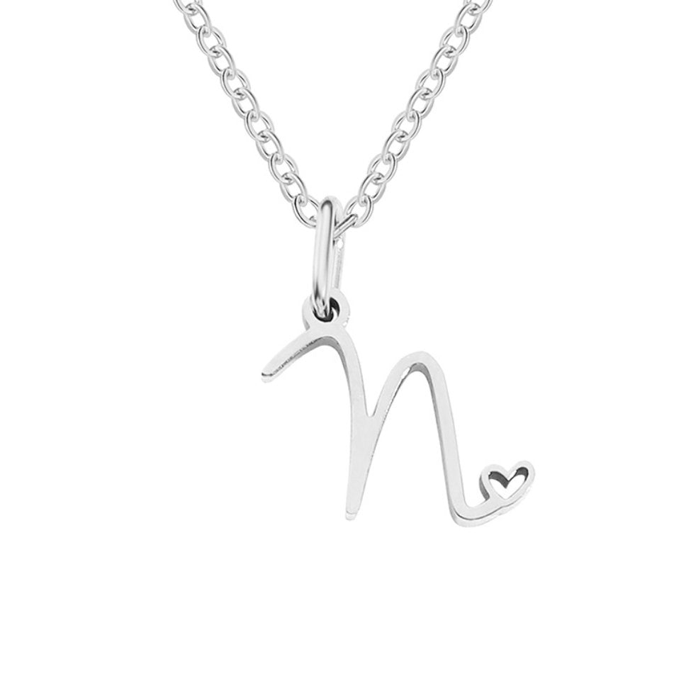 Collar de Corazón con Letra de Plata