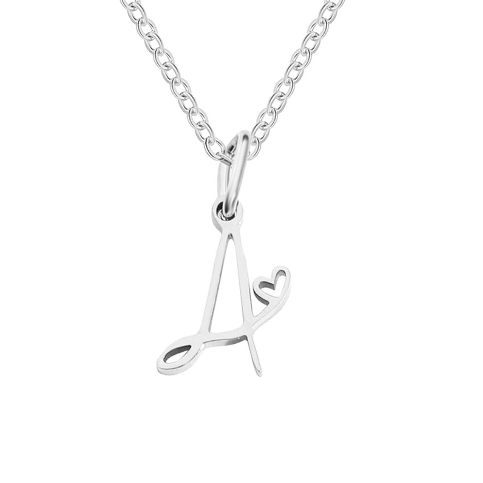 Collar de Corazón con Letra de Plata