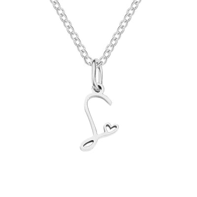 Collar con corazón de letras plateadas