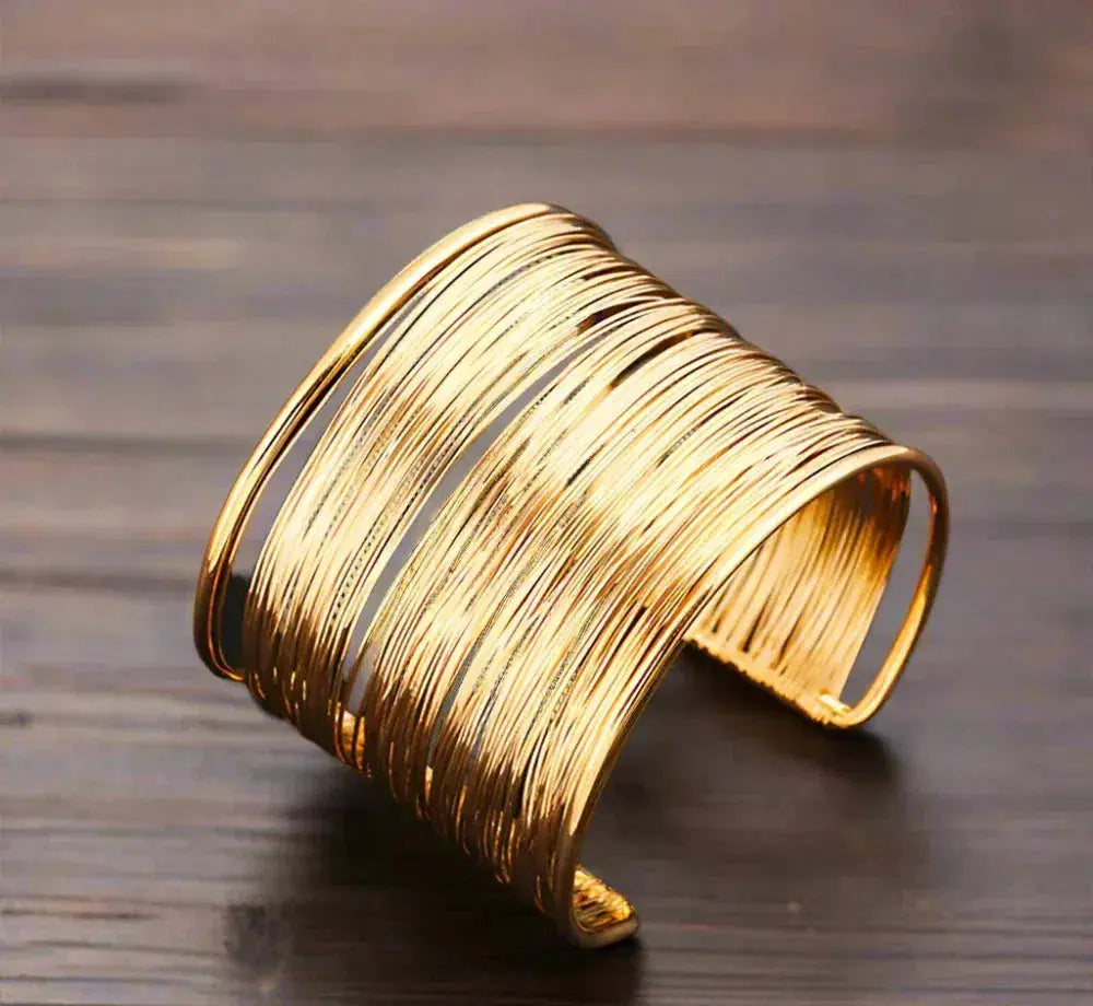 Pulsera Elegante de Oro